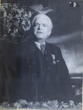Manuel M. Ponce hablando