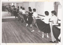 Clase de Danza Folclórica, 1976